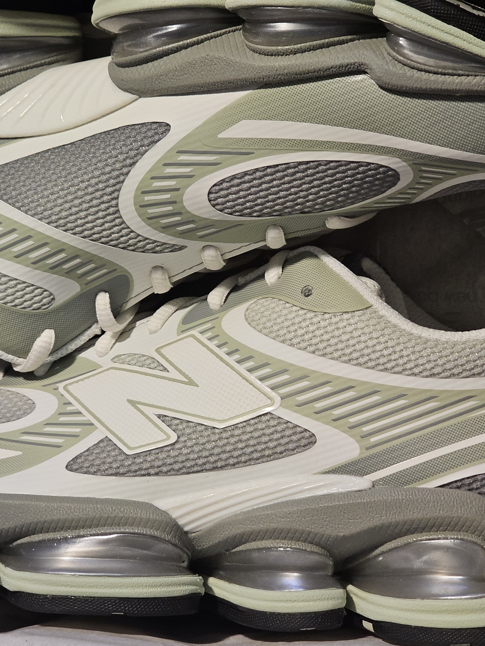 New Balance 2000 ‘Green Grey’ 10 MEN